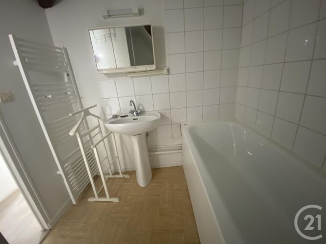 Appartement Studio à louer - 1 pièce - 21.0 m2 - ARGENTAN - 61 - BASSE-NORMANDIE - Century 21 Ml Immobilier