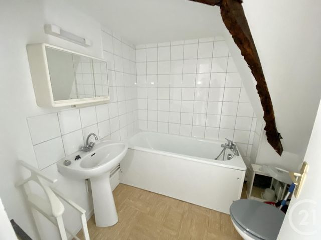 Appartement Studio à louer - 1 pièce - 21.0 m2 - ARGENTAN - 61 - BASSE-NORMANDIE - Century 21 Ml Immobilier