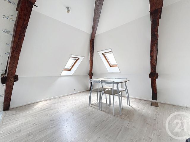 Appartement Studio à louer - 1 pièce - 21.0 m2 - ARGENTAN - 61 - BASSE-NORMANDIE - Century 21 Ml Immobilier