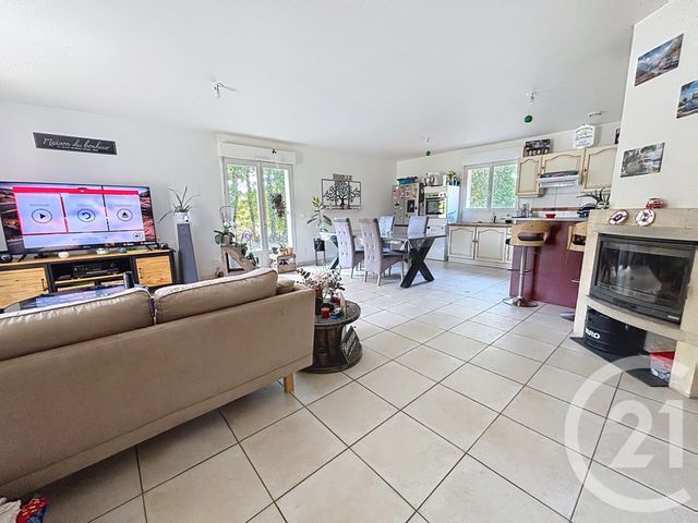 maison à louer - 4 pièces - 108.0 m2 - LE MENIL SCELLEUR - 61 - BASSE-NORMANDIE - Century 21 Ml Immobilier