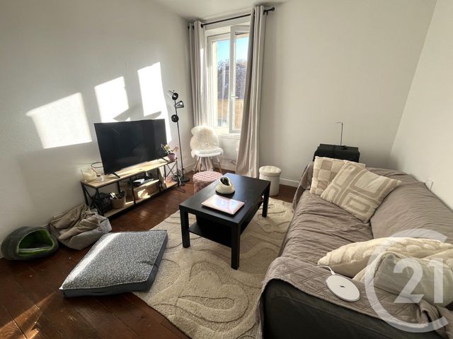 Appartement F3 à louer - 3 pièces - 47.0 m2 - TRUN - 61 - BASSE-NORMANDIE - Century 21 Ml Immobilier