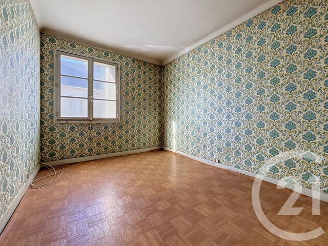 Appartement à vendre - 8 pièces - 179.33 m2 - ARGENTAN - 61 - BASSE-NORMANDIE - Century 21 Ml Immobilier