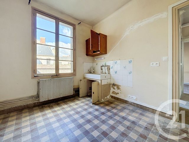 Appartement à vendre - 8 pièces - 179.33 m2 - ARGENTAN - 61 - BASSE-NORMANDIE - Century 21 Ml Immobilier