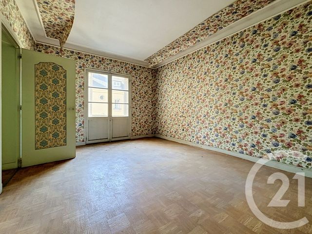 Appartement à vendre - 8 pièces - 179.33 m2 - ARGENTAN - 61 - BASSE-NORMANDIE - Century 21 Ml Immobilier