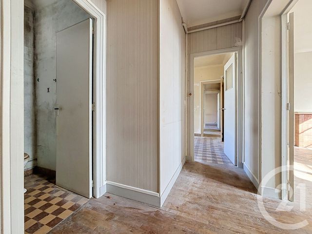 Appartement à vendre - 8 pièces - 179.33 m2 - ARGENTAN - 61 - BASSE-NORMANDIE - Century 21 Ml Immobilier